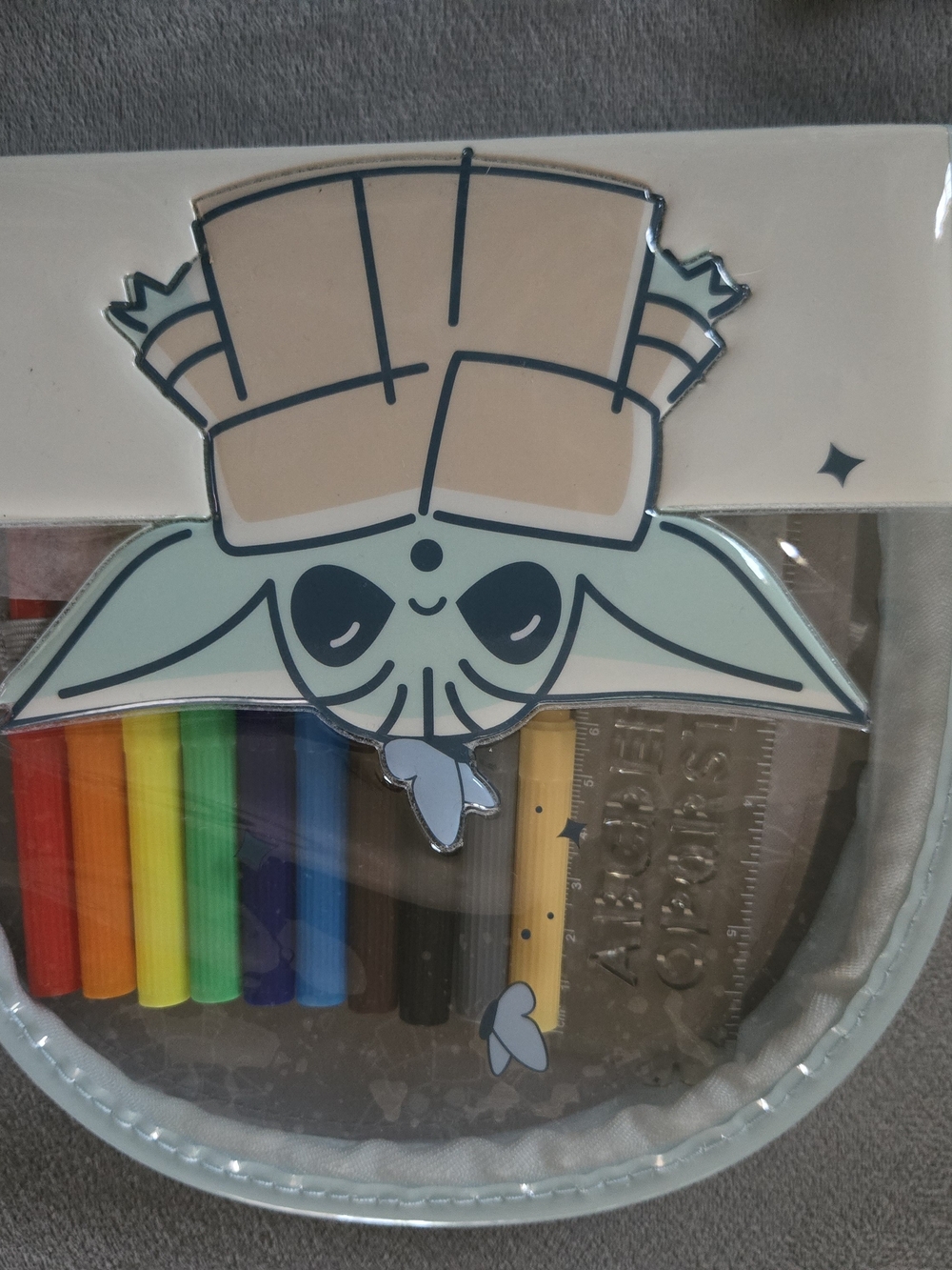 Disney Baby Yoda (Grogu) Pencil Case with Rainbow Markers - Green